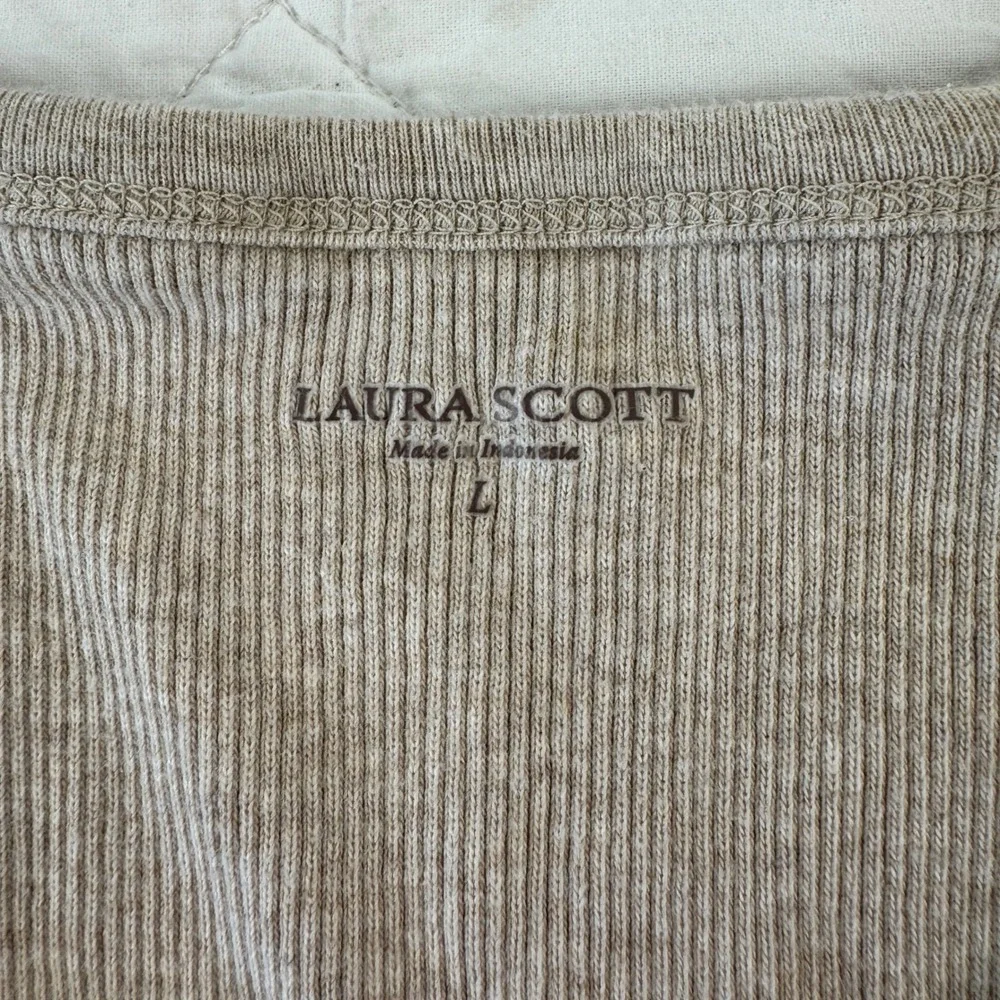 Laura Scott Womens Ribbed Knit Tank Top Size L Beige‎ Scalloped Basic Layering